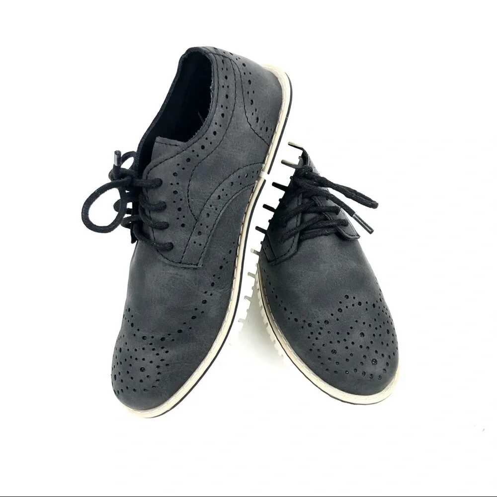 Steve Madden synthetic upper